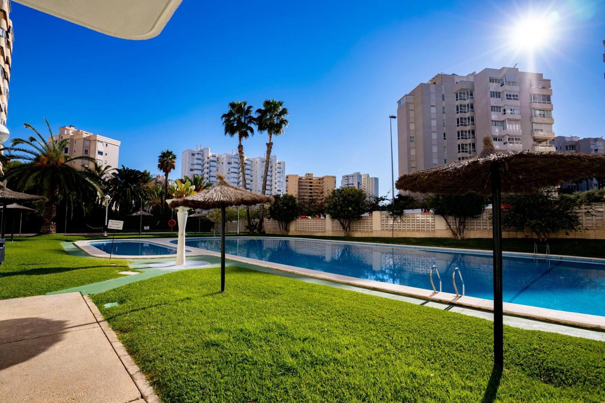 Apartamento Faro Blanco Alicante Dış mekan fotoğraf