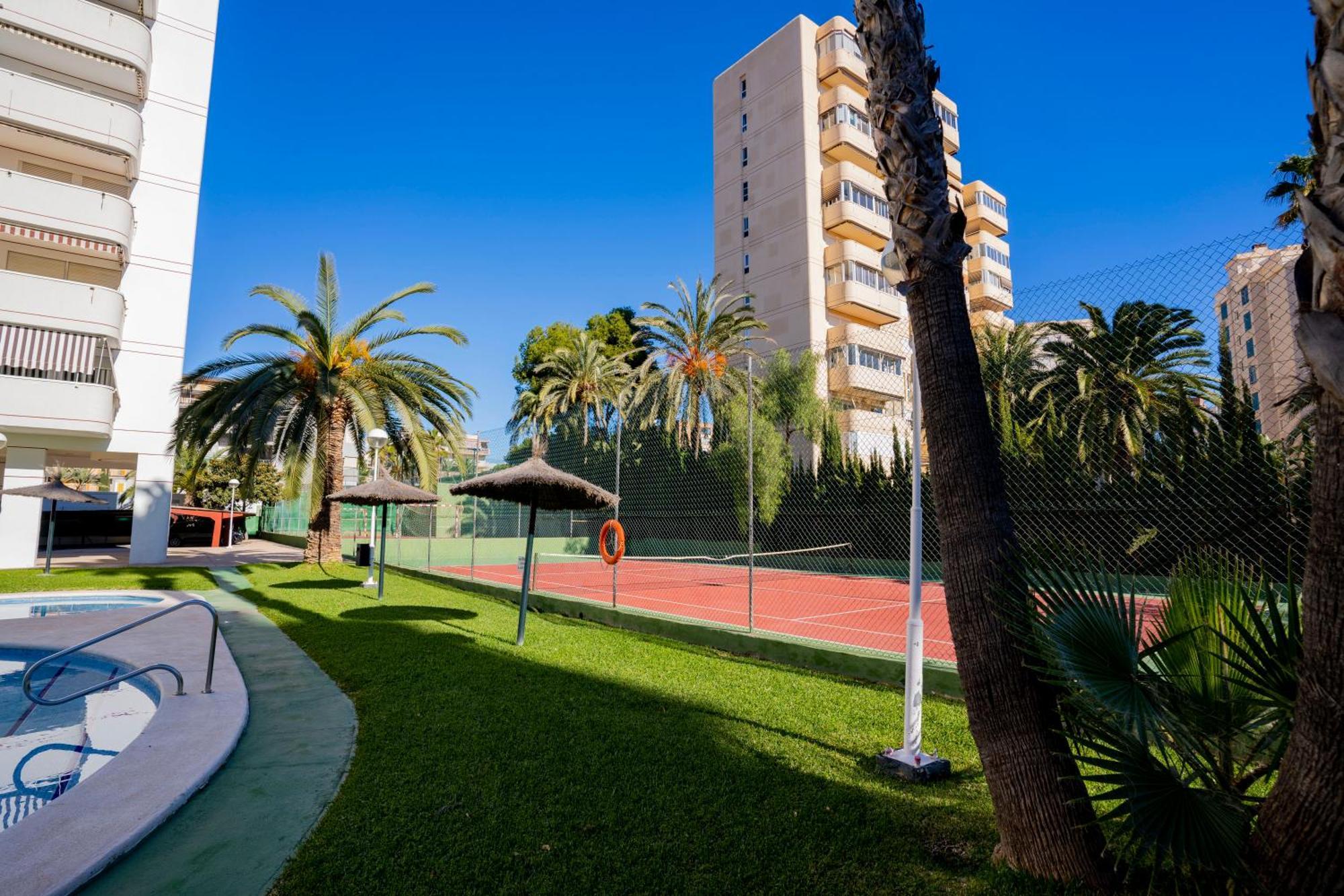 Apartamento Faro Blanco Alicante Dış mekan fotoğraf
